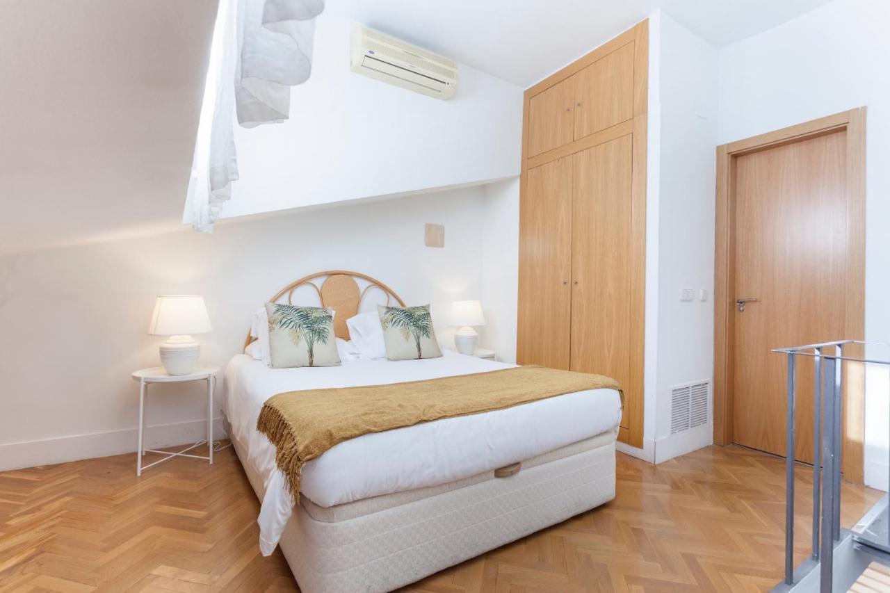 Appartement MIT House Barquillo Duplex en Madrid Extérieur photo